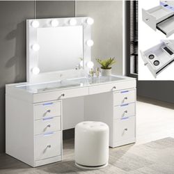 👉🏻 New 3 Pc Vanity 👈🏻