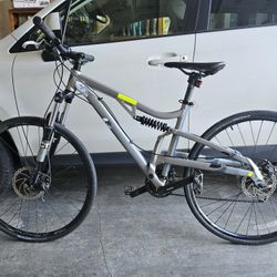 Diamondback Recoil Bike