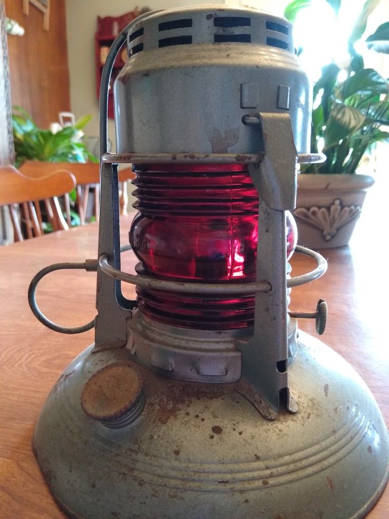 Dietz No. 40 Traffic Guard Lantern