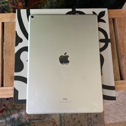 iPad Pro, beautiful condition model number a1670