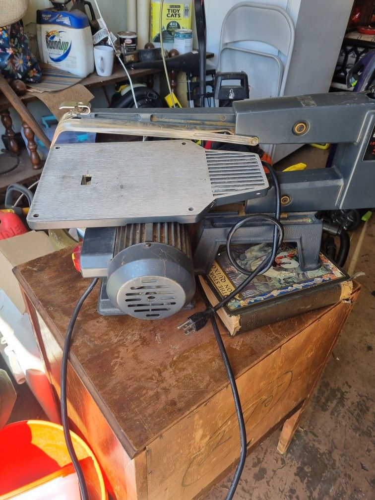 Craftsman Scroll Saw
