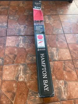 Hampton Bay Patio Umbrella-New