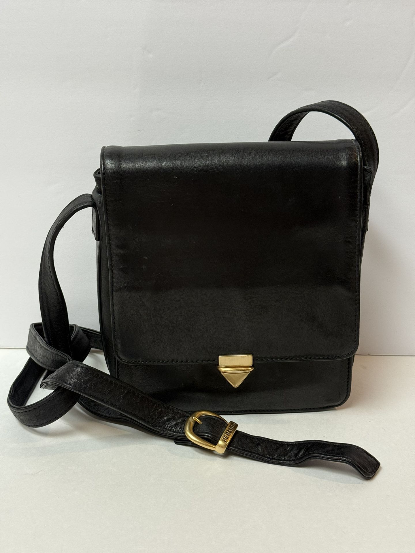 Perlina Black Leather shouldar bag