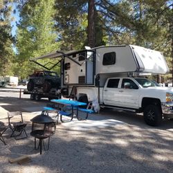2019 Eagle Cap 1200 Triple Pop Out Camper