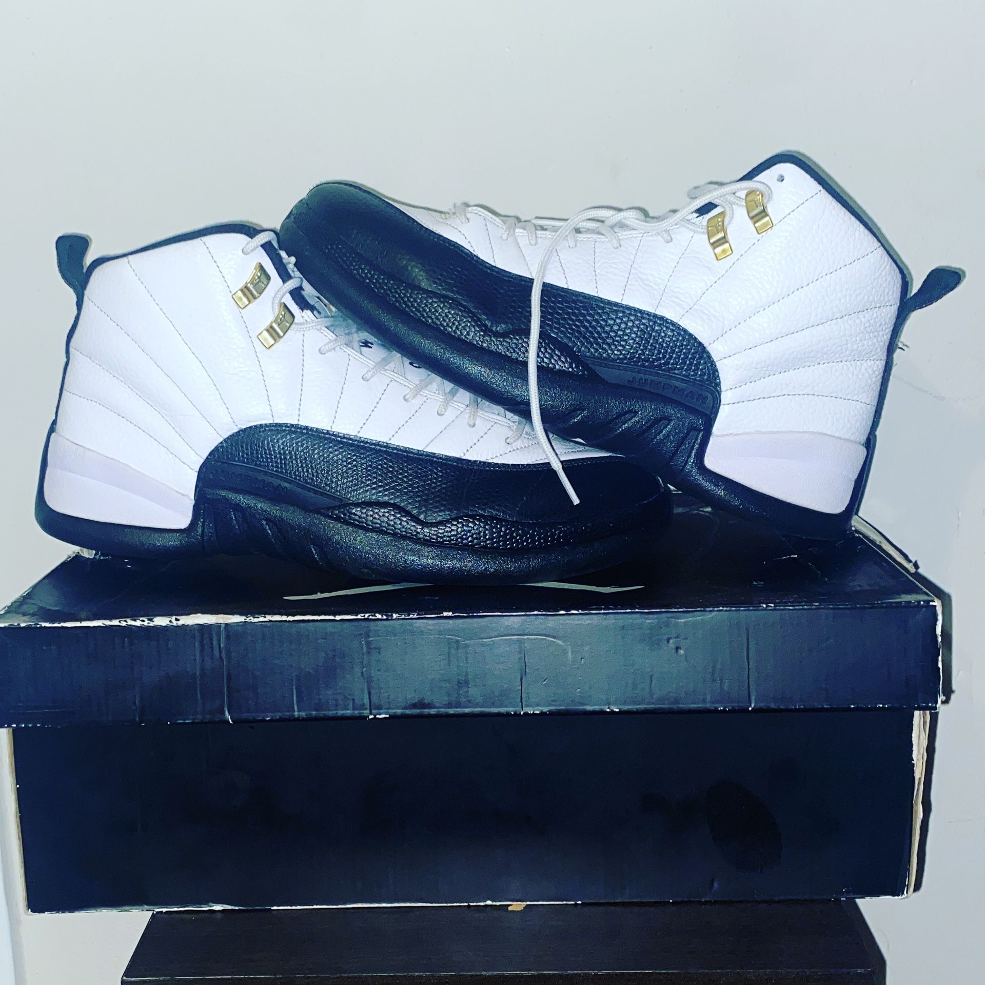 Retro Jordan 12 โtaxisโ