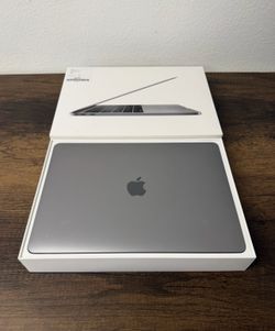 13" MacBook Pro Touchbar 512GB SSD*16GB RAM*2Ghz Intel Core i5