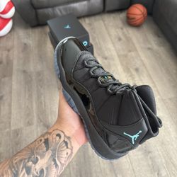Jordan 11 Retro Gamma Blue 