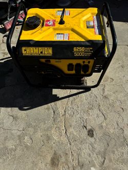 Champion 5000W / 6250W Portable Gas Generator