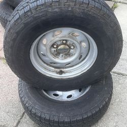 TIRES SIZE 235 /75r15