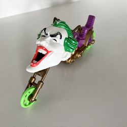 1990 Kenner The Joker Cycle w/ Launching Mask