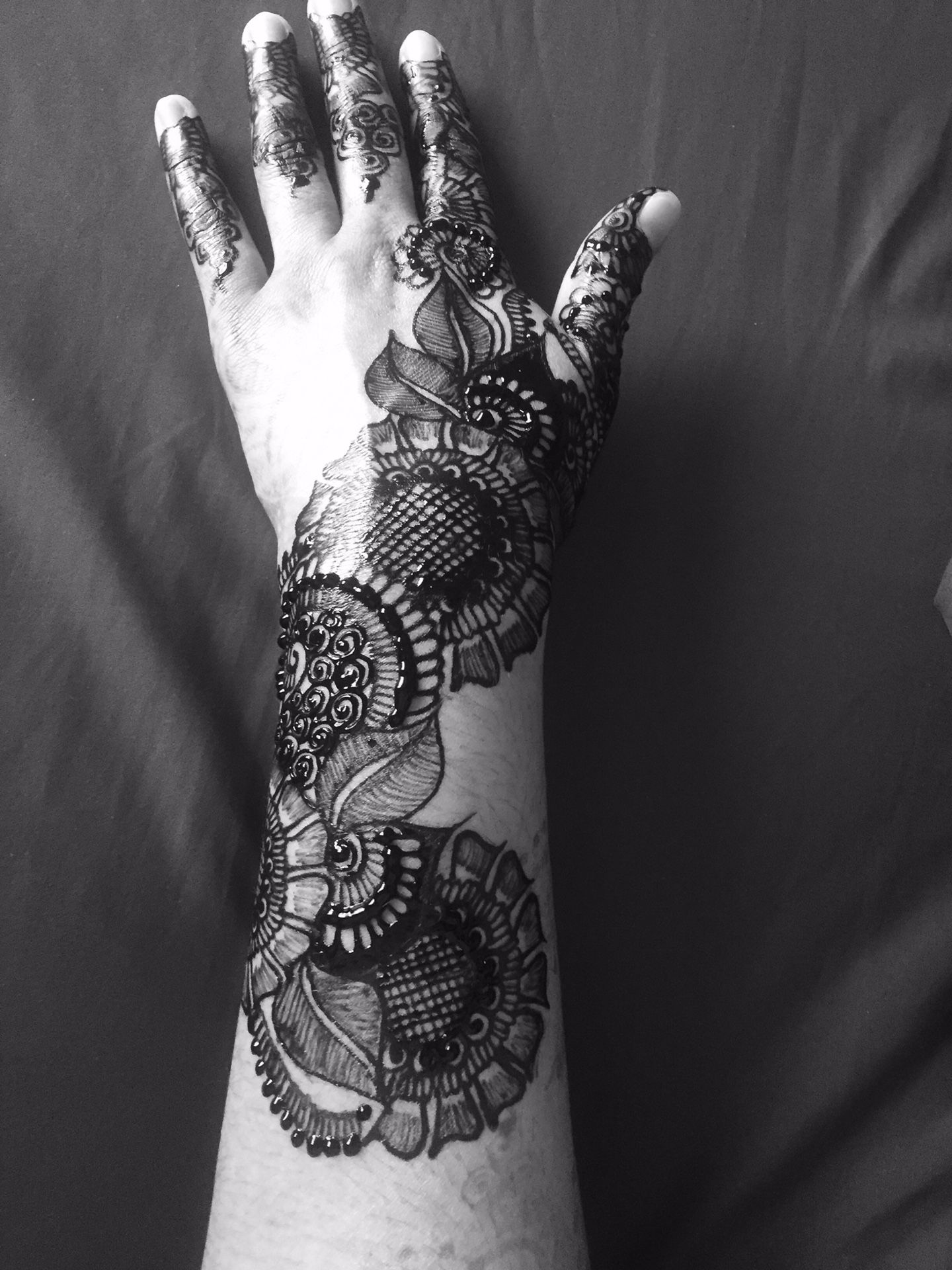 Henna design