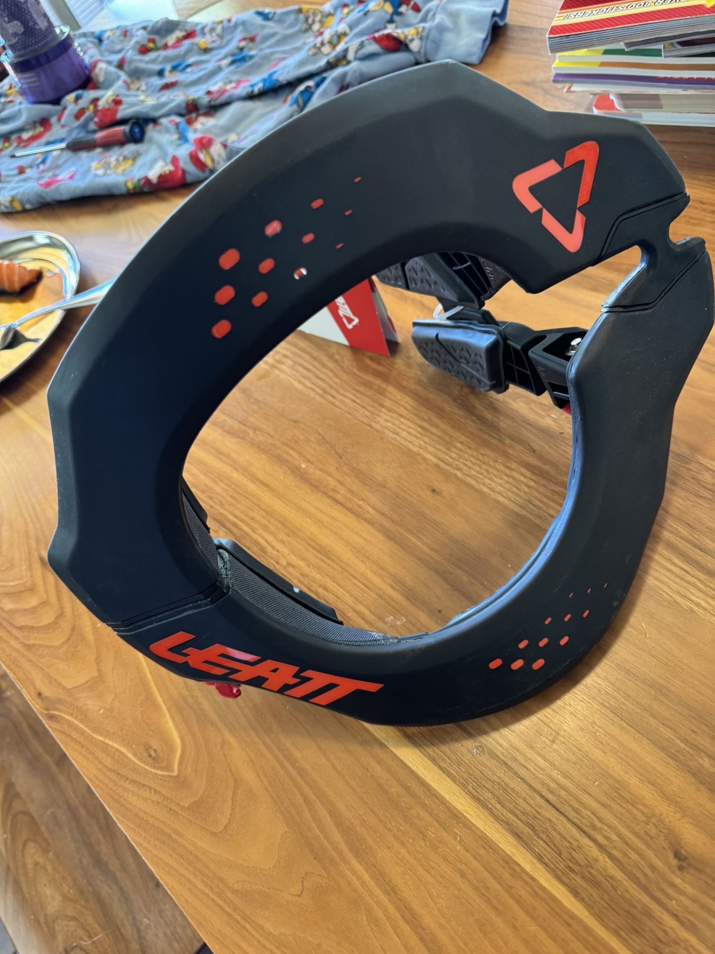 Leatt jr Neck Brace - New Unused
