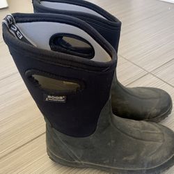 Bog Rain Boots Kids Size 6