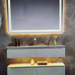 Lumino 48'' Modern Wall Mounted Single Bathroom Vanity with Engineered Stone Top and Light by Everly Quinn