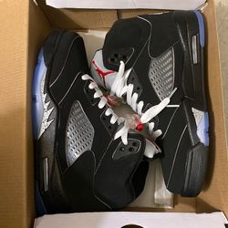 Jordan 5 Black Metallics