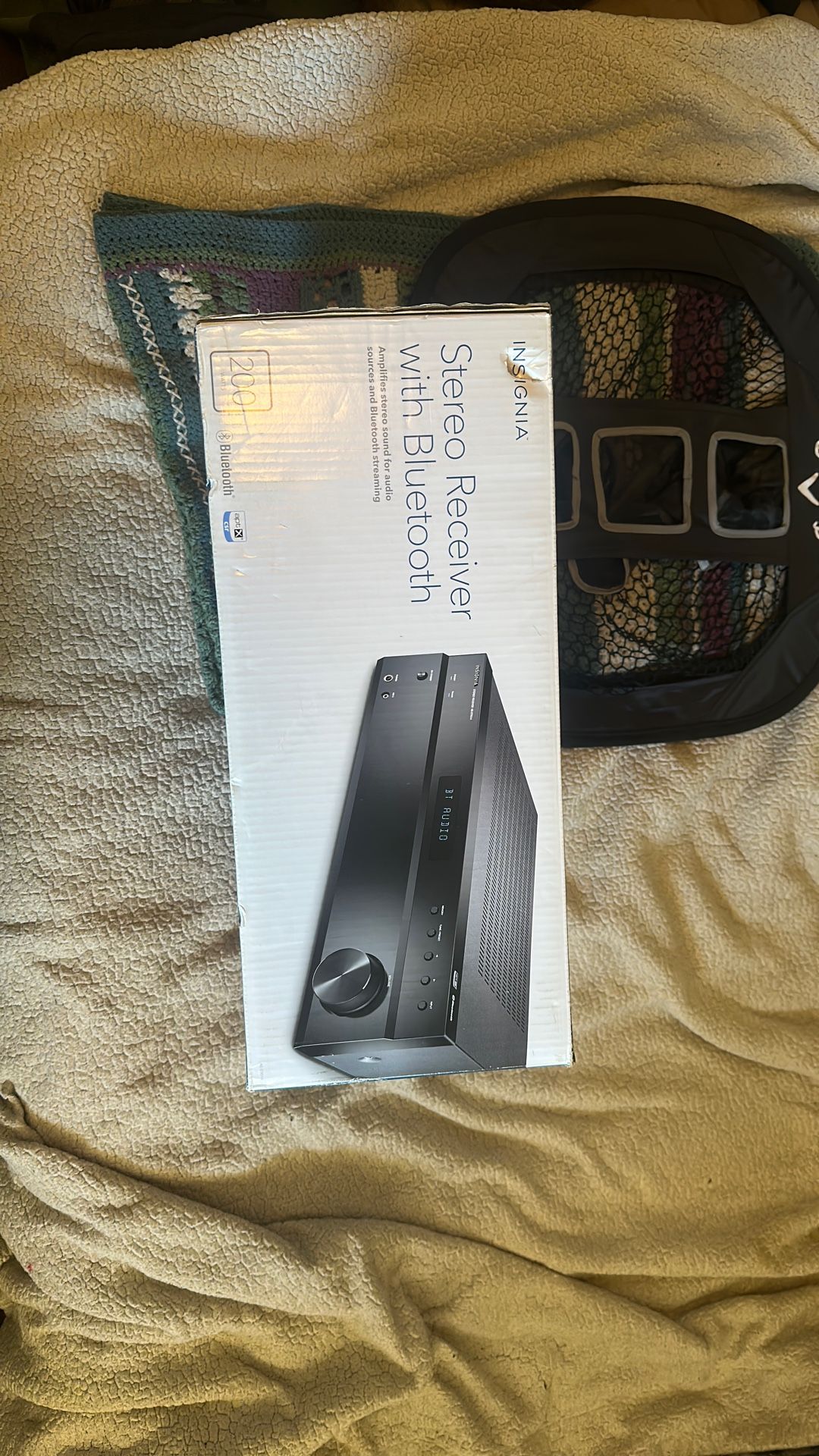 Insignia 200 Watt Stereo Receiver With Bluetooth