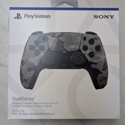 PS5 controller camouflage 