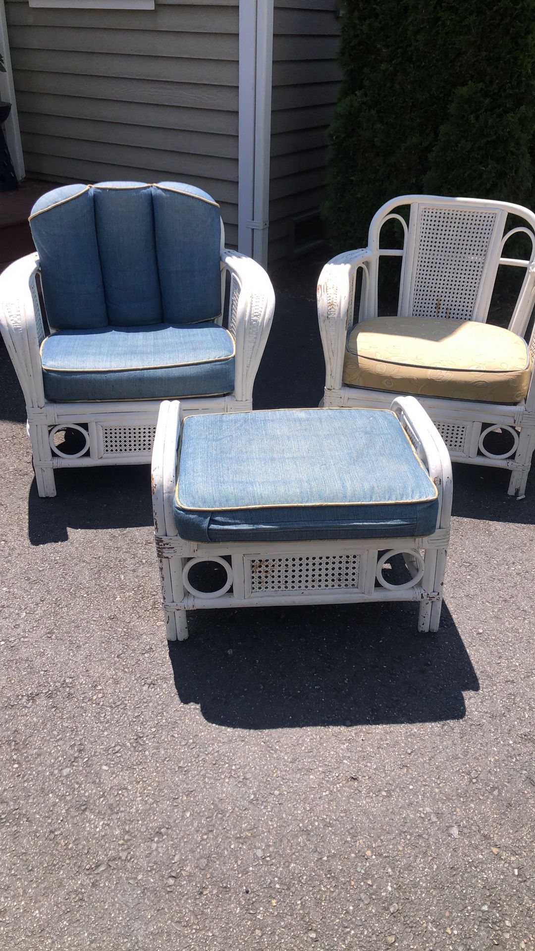 Two chairs And Ottoman