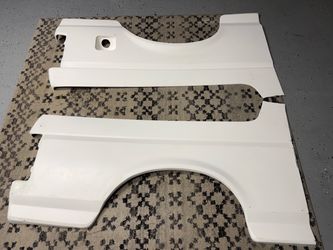 Desolate Motorsports Bronco Fiberglass