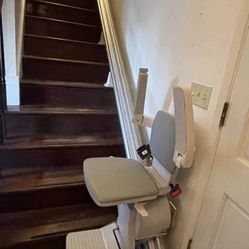 BRUNO ELAN SRE-3050 STRAIGHT INDOOR STAIRLIFT