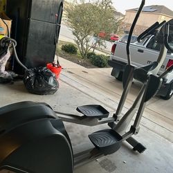 Nautilus NE3000 Elliptical.