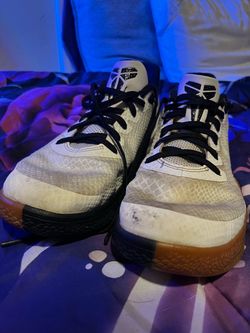 Kobe’s nike mamba focus (size 8 in women’s)