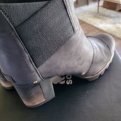 Sorel Waterproof Boots 