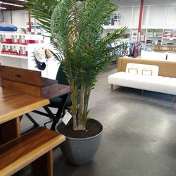 Faux 8' Areca Palm