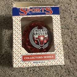 New Vintage Chicago Bulls Christmas Ornament 