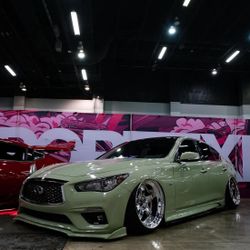 Q50 side skirts 