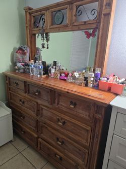 Dresser