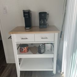 Move Out Sale
