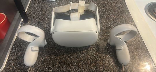 Selling my Meta Quest 2 VR headset with 256GB of storage