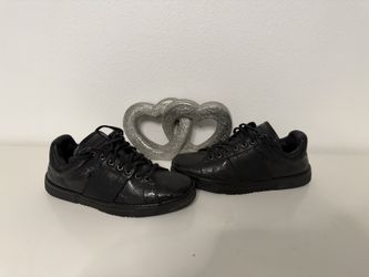 Gucci Shoes Size 8.5