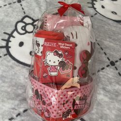 Hello Kitty Valentines basket