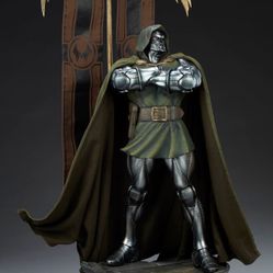 Sideshow Collectibles Dr Doom Statue