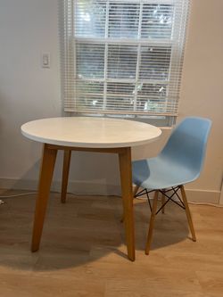 Kitchen Table + Chair