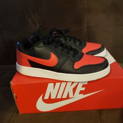 NIKE EBERNON LOW