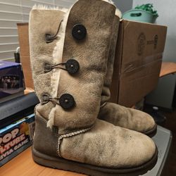 UGG Bailey Button Triplet Bomber Leather Winter Boots Womens Size 9