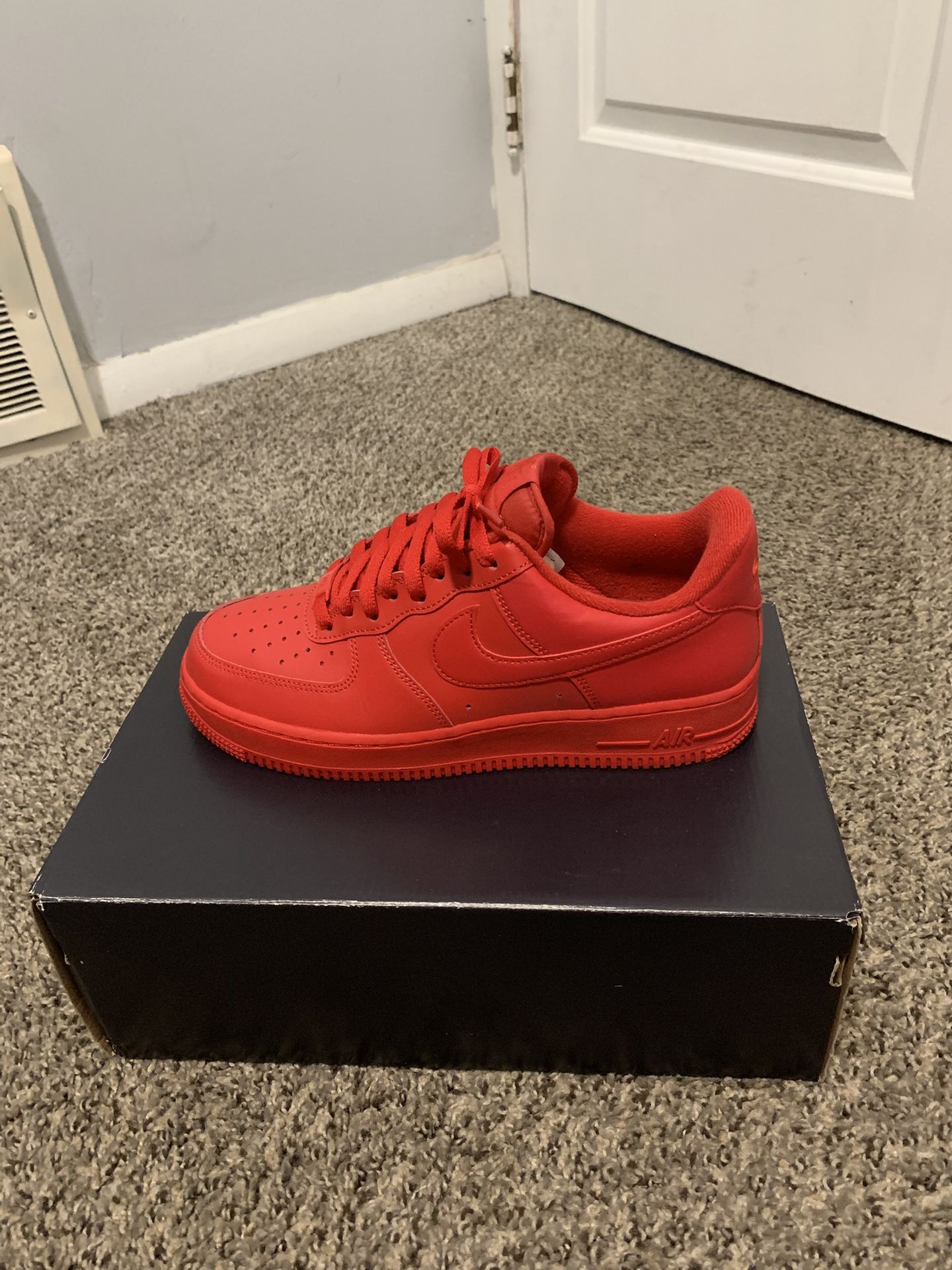 AIR FORCE 1 ‘07 LV8 1 UNIVERSITY RED *READ DESCRIPTION*