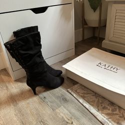 Women Black Boots Size 9