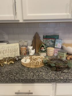 Christmas Decor (Assorted Items)