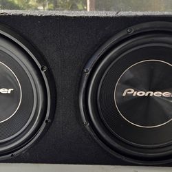 Pioneer TS-A300D4 12" Subwoofers.