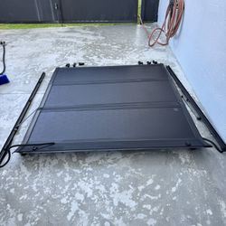 Truck Bed Cover 