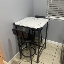 Table With 2 Chairs