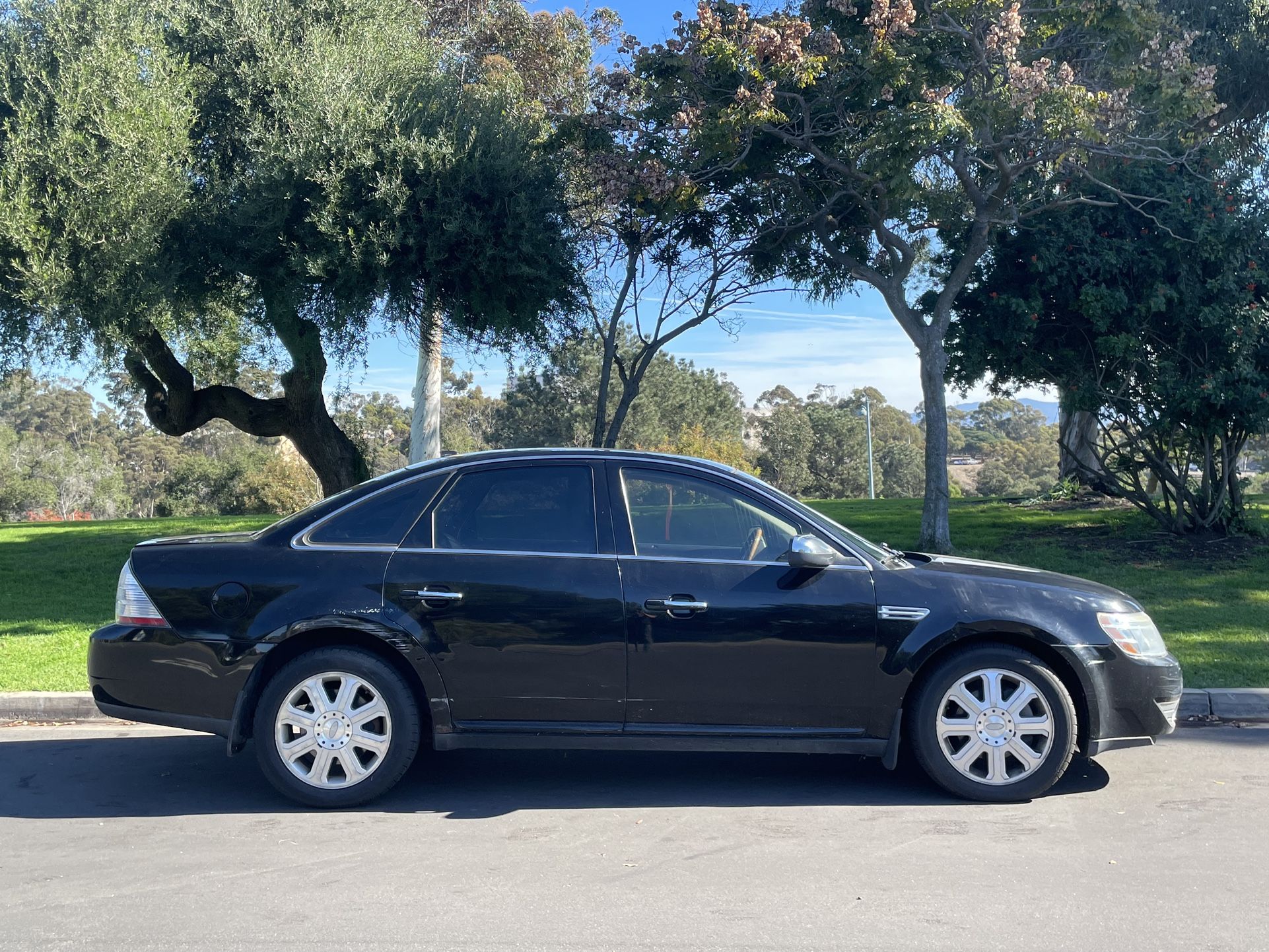 2008 Ford Taurus