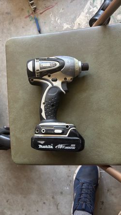 Makita 18V LXT Cordless Impact Driver