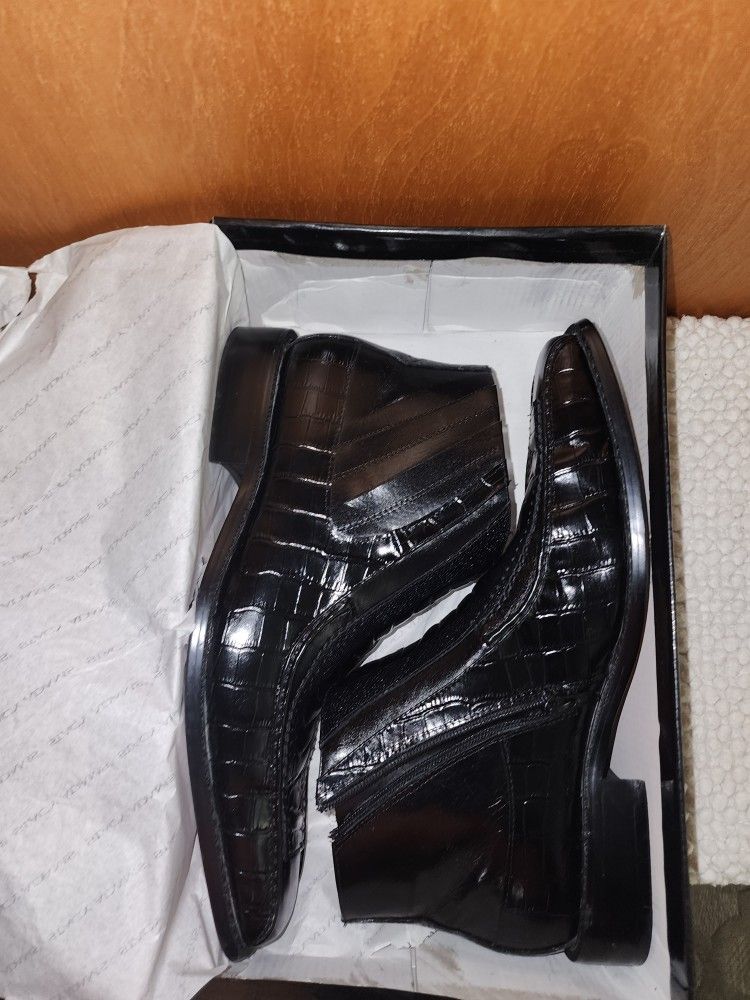 Size 11 Stacy Adam's  Sorrento