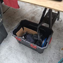 Everything Must Go 