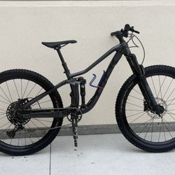 2022 Trek Fuel EX 7